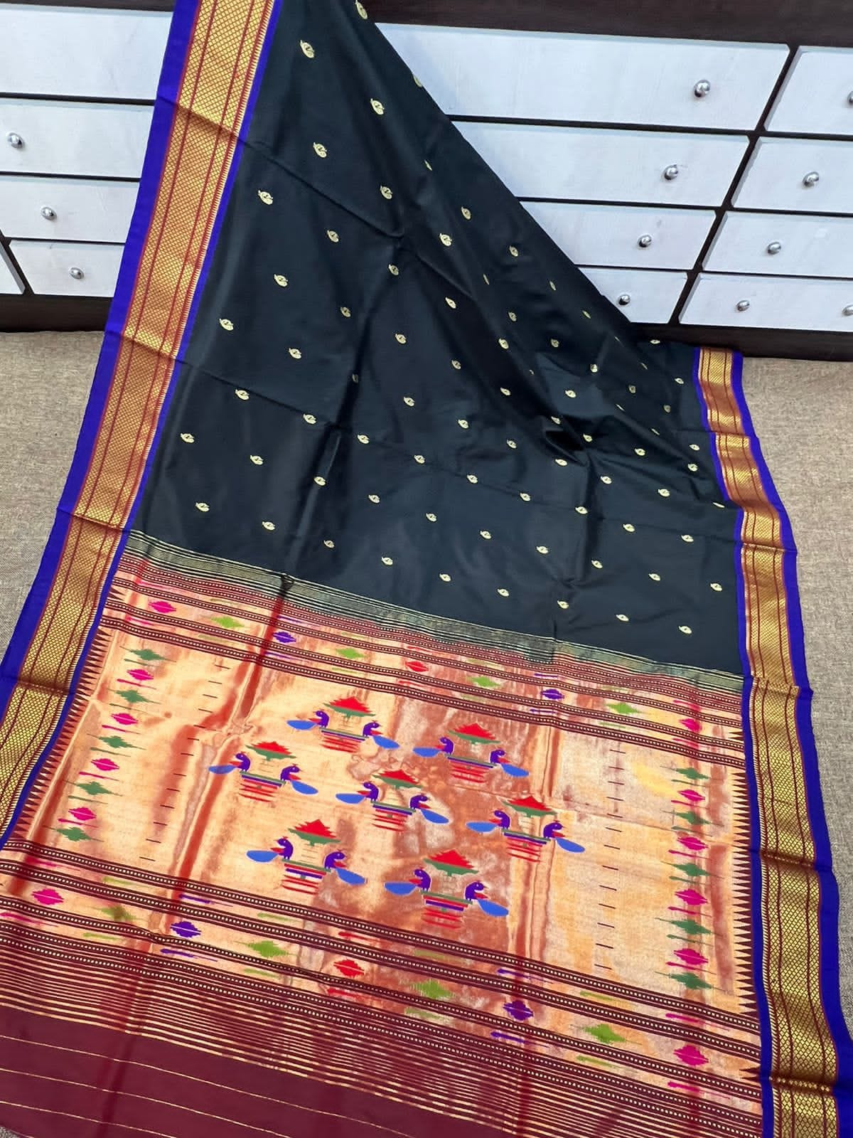 Traditional Maharashtrian Saree Paithani Silk Sarees, Soft Silk Heavy  Weaving Saree With Blouse for Women, Wedding Guest Saree Dress - Etsy Hong  Kong